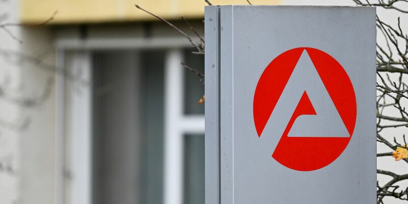 Die Kosten der Arbeitslosigkeit in Deutschland sind 2024 auf 76,6 Milliarden Euro gestiegen. (Symbolbild) - Foto: Soeren Stache/dpa