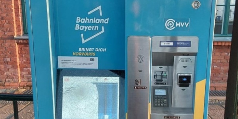 Bundespolizeidirektion München: Bundespolizei bittet um Zeugenhinweise nach Sachbeschädigung - Foto: presseportal.de