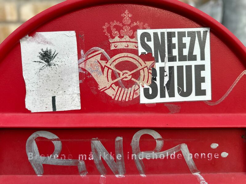 Die dänische Post begründet den Schritt mit fallenden Briefmengen in Zeiten der Digitalisierung. - Foto: Steffen Trumpf/dpa