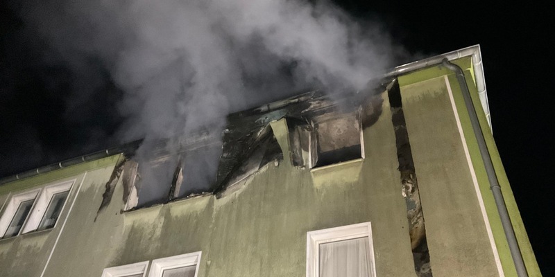 FW-GLA: Wohnungsbrand mit Menschenleben in Gefahr - Foto: presseportal.de