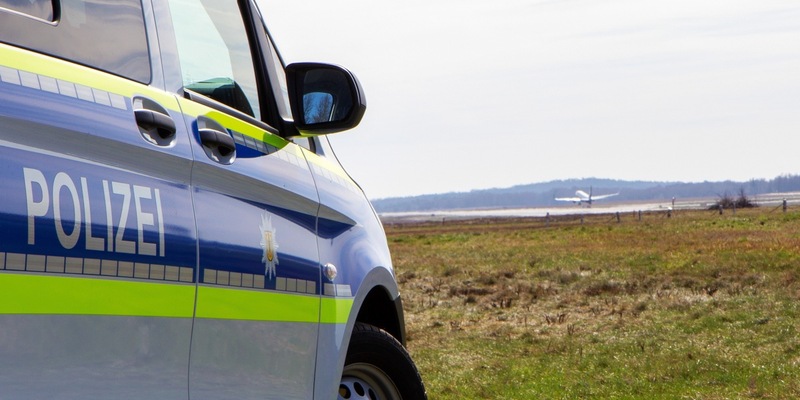 BPOL NRW: Bundespolizei stoppt mutmaßliches Diebesduo am Flughafen Köln/Bonn - Foto: presseportal.de