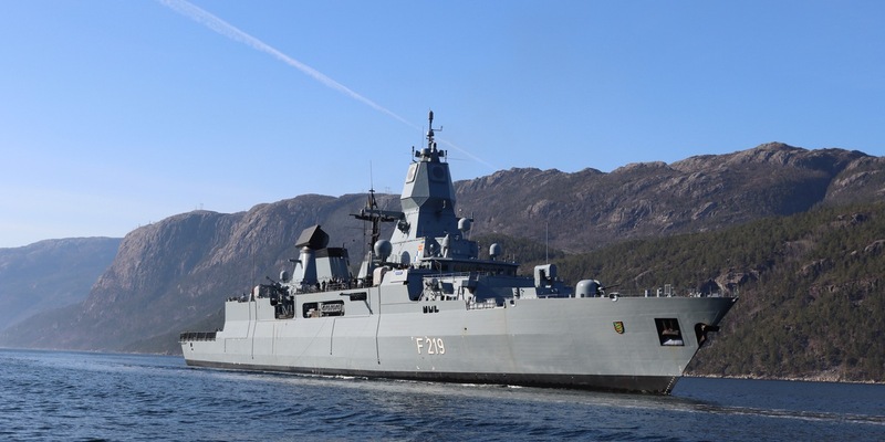 Fregatte Sachsen läuft zum NATO-Einsatz aus - Foto: presseportal.de