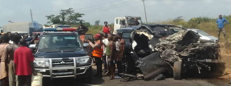 Ein Lkw spielte bei dem Unfall eine Rolle. - Foto: Uncredited/Federal Road Safety Corps/AP/dpa