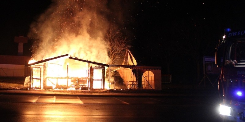 POL-MI: Ermittlungen nach Imbissbrand - Foto: presseportal.de