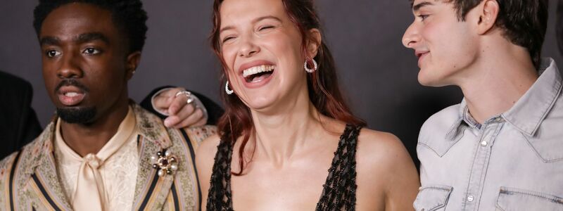 Sind auch einfach im Laufe der Serie erwachsen geworden: Caleb McLaughlin (24), Millie Bobby Brown (21) und Noah Schnapp (21). (Archivbild) - Foto: Andrew Park/Invision/AP/dpa