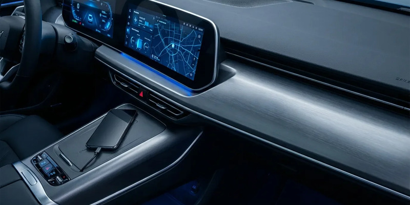 Automobilindustrie verbannt Android Auto und Apple CarPlay - Foto: über boerse-global.de