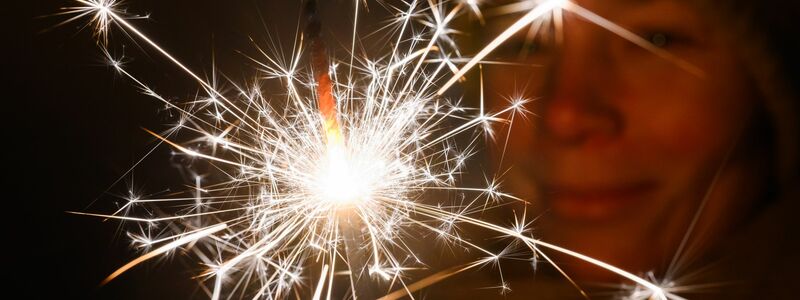 Das Jahr 2025 verabschiedet sich mit einem zweigeteilten Wetter in Deutschland. Am ruhigsten ist es im Südwesten. (Symbolbild) - Foto: Julian Stratenschulte/dpa