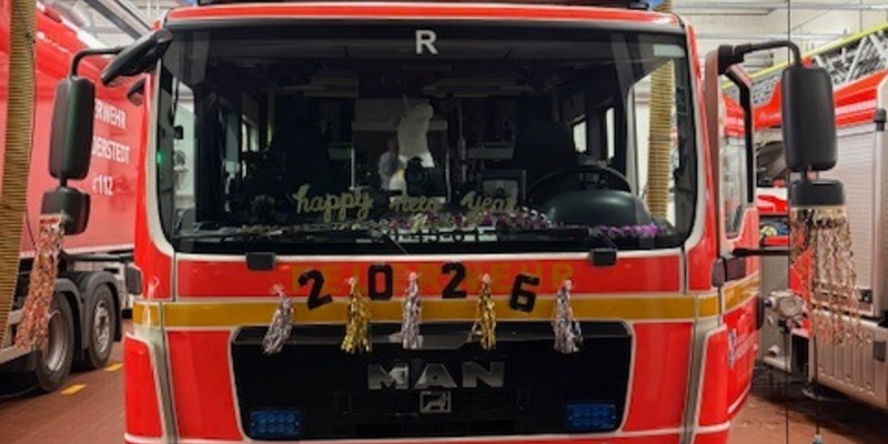 FW Norderstedt: Pressemitteilung - Feuerwehr Norderstedt Erste Lagemeldung zum Start der Silvesterbereitschaft 2025/2026 (Stand: 31.12.2025, 18:00 Uhr) - Foto: presseportal.de