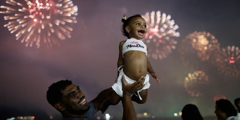 Rio ist ein Rekordhalter was Silvesterpartys angeht. - Foto: Bruna Prado/AP/dpa