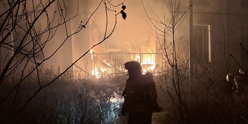 FW Dresden: Bilanz zum Einsatzgeschehen von Feuerwehr und Rettungsdienst der Landeshauptstadt Dresden zum Jahreswechsel 2025/2026 - Foto: presseportal.de