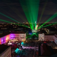 Silvestermeile München: Livemusik, Lichtprojektionen und keine Zwischenfälle. 10 000 feiern die Premiere von Münchens großer Silvesterparty - Foto: presseportal.de