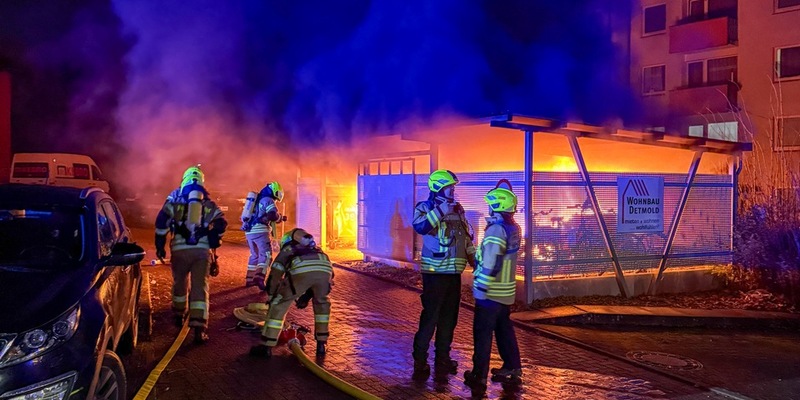 FW-DT: Einsatzreicher Jahreswechsel für die Feuerwehr Detmold - Foto: presseportal.de