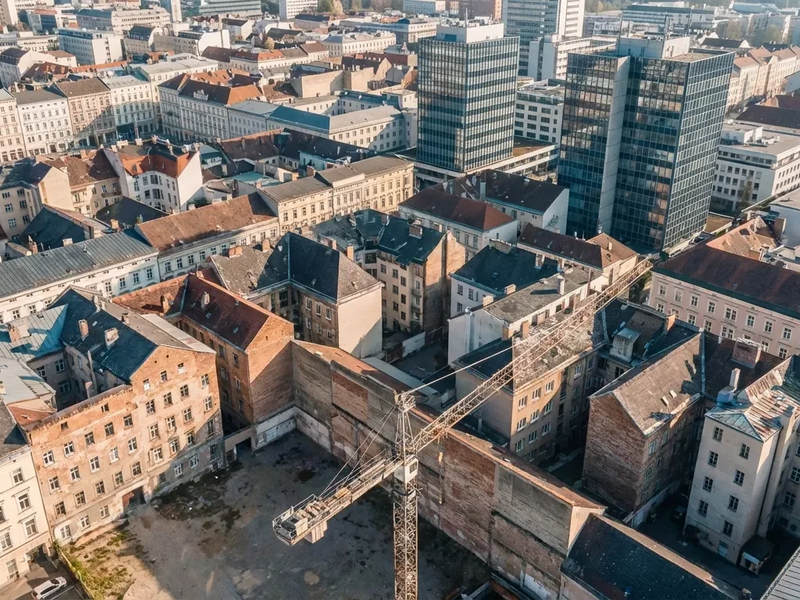 Linzer Immobilienmarkt startet 2026 mit historischer Neubau-Lücke - Foto: über boerse-global.de