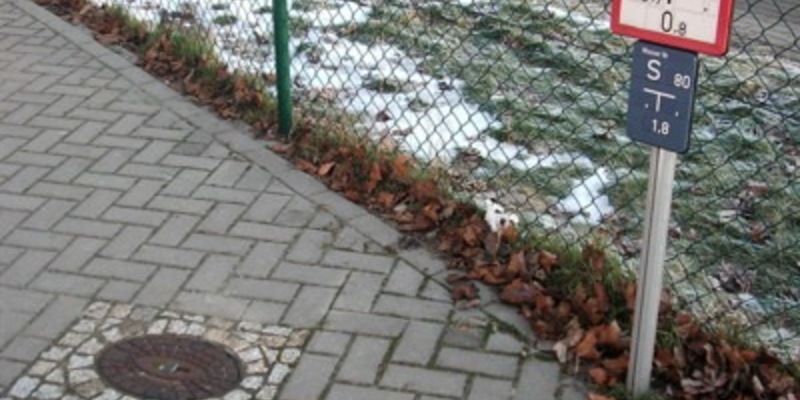 FW Weinheim: Hydranten im Winter freihalten und enteisen - wichtiger Beitrag zum Brandschutz - Foto: presseportal.de