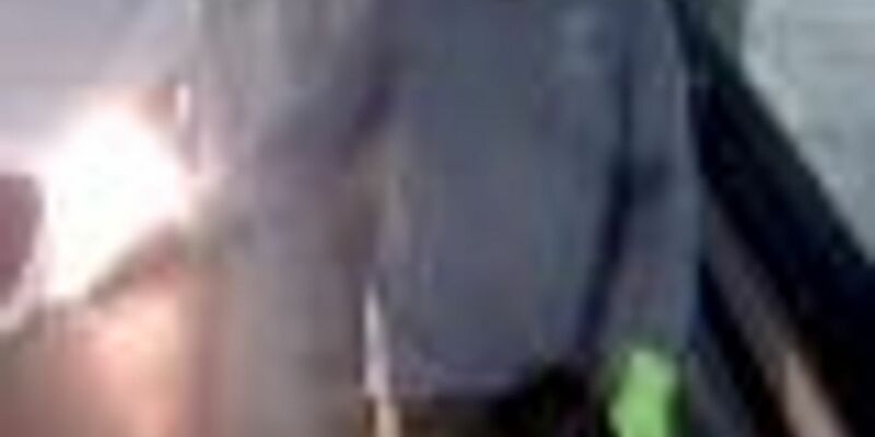 Die Aufnahmen zeigen mehrere Personen. - Foto: -/Polizei NRW/dpa