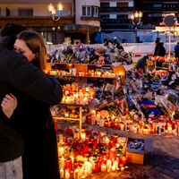 Moretti käme nach Hinterlegung von Sicherheiten wieder auf freien Fuß, sagt das Gericht. (Archivbild) - Foto: Jean-Christophe Bott/KEYSTONE/dpa
