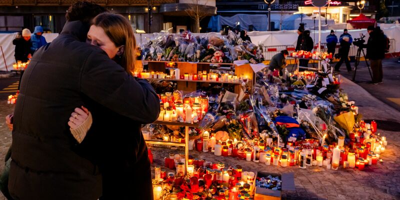 Moretti käme nach Hinterlegung von Sicherheiten wieder auf freien Fuß, sagt das Gericht. (Archivbild) - Foto: Jean-Christophe Bott/KEYSTONE/dpa