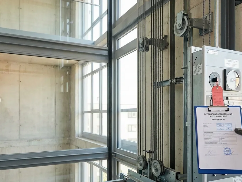 Betriebssicherheit: Neue Pflichten für Vermieter und WEGs ab sofort - Foto: über boerse-global.de