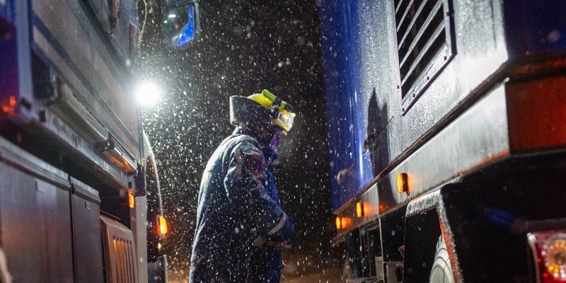 THW LVBEBBST: Großflächiger Stromausfall im Südwesten Berlins - THW unterstützt mit Notstrom und Notrufannahmestellen - Foto: presseportal.de