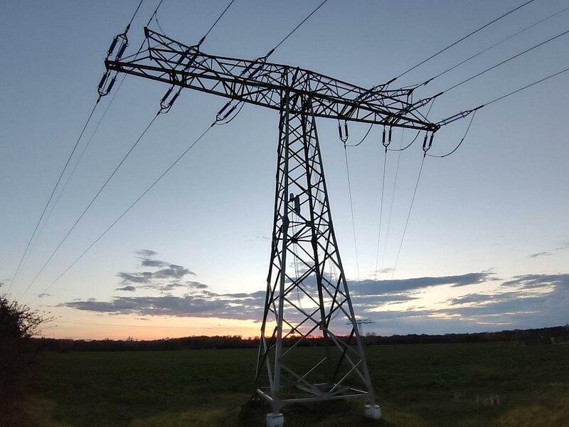 Strommast (Archiv) - Foto: via dts Nachrichtenagentur