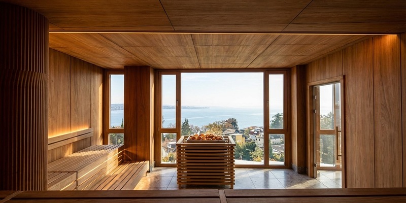 Buchinger Wilhelmi mit Panoramasauna Bellevue: / Therapeutische Regeneration mit Blick auf den Bodensee / mit Experten für Thermotherapie Dr. Siegfried Bäumler und Sauna-Weltmeister Maik Brandenburg - Foto: presseportal.de