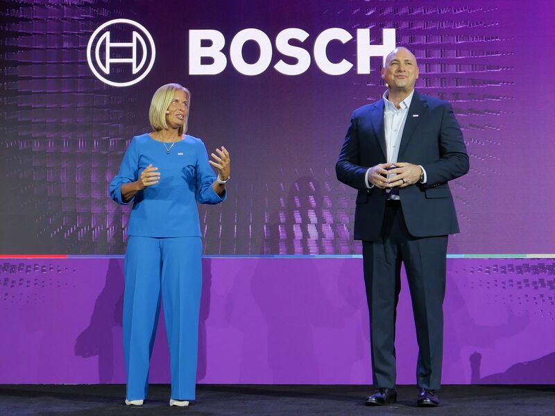 Auf der CES kündigte Bosch eine Kooperation mit dem Start-up Kodiak ?AI, mit der man standardisierte Hard- und Software für ?fahrerlose Lastwagen entwickeln will. - Foto: Christoph Dernbach/dpa