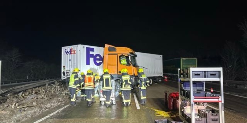 POL-WI: Verkehrsunfallflucht mit Personenschaden, querstehender Sattelzug, Gemarkung Brechen, A 3, km 114,400, Frankfurt-Köln, Dienstag, 06.01.2026, 02:06 Uhr - Foto: presseportal.de