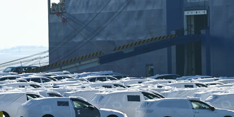 Trumps Zölle fordern deutsche Autobauer heraus. - Foto: Lars Penning/dpa