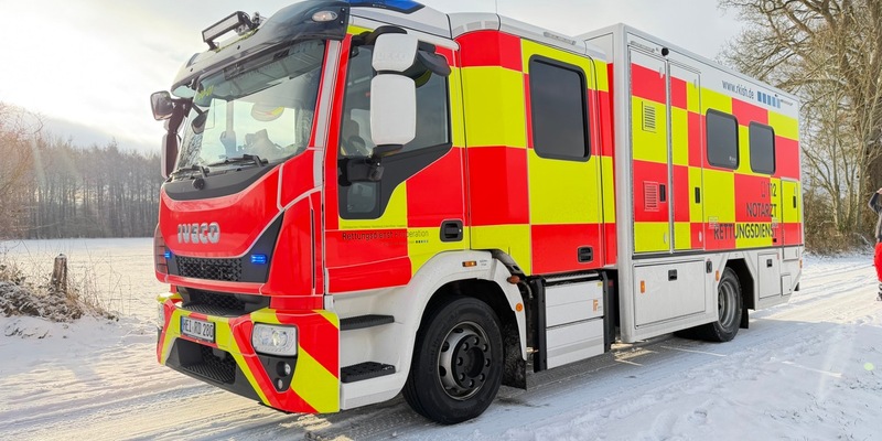 RKiSH: Der erste Intensivtransportwagen (ITW) für die schleswig-holsteinische Westküste startet - Foto: presseportal.de