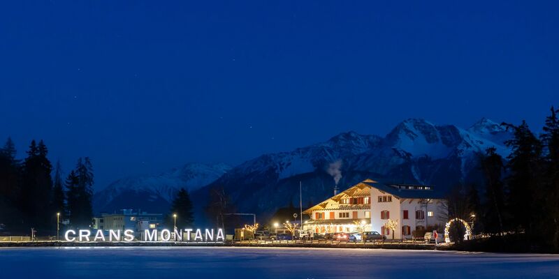Die Gemeinde verbietet Pyrotechnik in geschlossenen Räumen.  - Foto: Cyril Zingaro/KEYSTONE/dpa