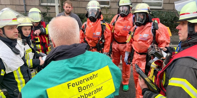 FW-BN: Reinigungsmittel sorgt für Feuerwehreinsatz in einer Bonner Tiefgarage - Foto: presseportal.de