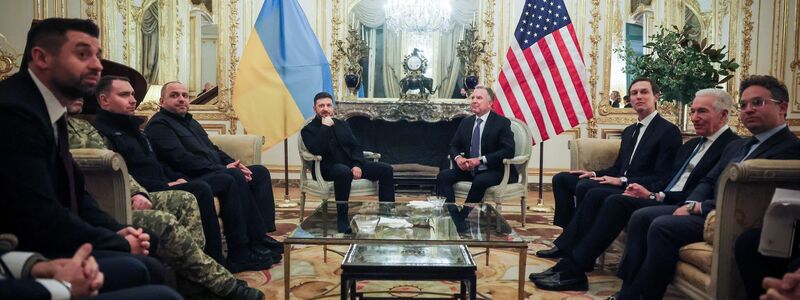 Die USA sehen sich vor allem in der Rolle des Vermittlers - weitreichende militärische Zusagen sind bislang nicht bekannt. - Foto: Thomas Padilla/AP/dpa