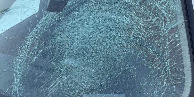 POL-COE: Rosendahl, Darfeld, L555/ Eisblock löst sich von LKW - Foto: presseportal.de