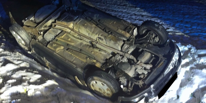 POL-MI: Auto rutscht in Graben - Foto: presseportal.de