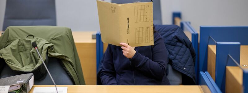 Zur Frage nach einem Rechtsgespräch äußerte sich der Verteidiger zunächst nicht - Foto: Bernd Thissen/dpa