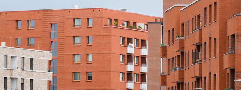 Mehr Single-Haushalte und steigende Immobilienpreise: Neubauwohnungen werden wieder kleiner. (Symbolbild) - Foto: Julian Stratenschulte/dpa