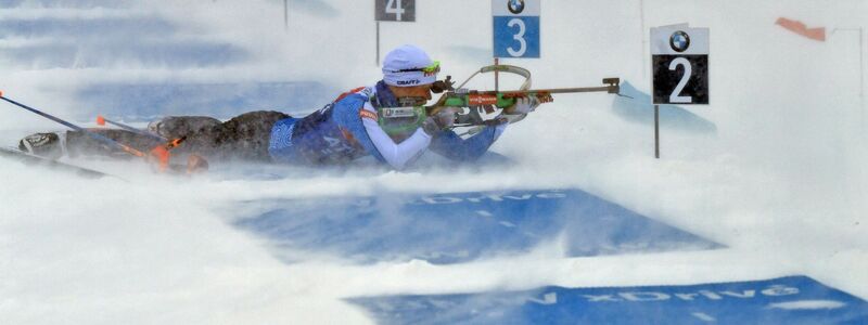 Das Wetter in Oberhof spielt immer mal wieder nicht mit. (Oberhof) - Foto: Martin Schutt/dpa-Zentralbild/dpa