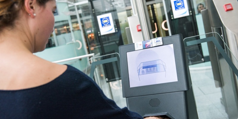 Bundespolizeidirektion München: Aggressive Beleidigungen eines US-Amerikaners bei der Grenzkontrolle - Foto: presseportal.de