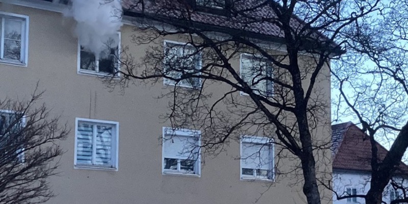 FW-M: Zimmerbrand mit starker Rauchausbreitung (Laim) - Foto: presseportal.de