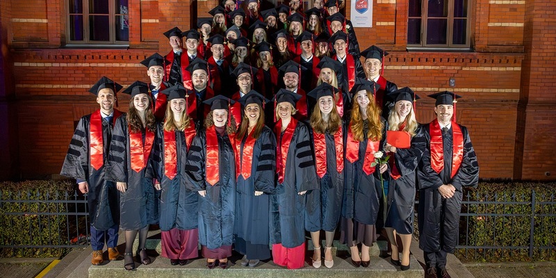Abschluss des Pionierjahrgangs Medizin: Helios und IRO Group transformieren universitäre Ausbildung - Foto: presseportal.de