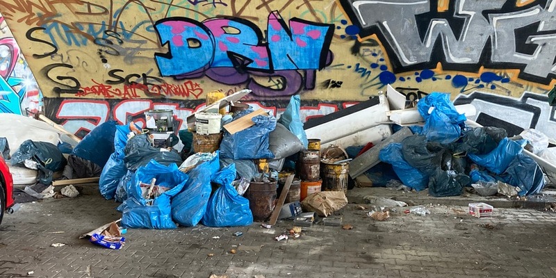 POL-F: 260108 - 0031 Frankfurt - Eschersheim: Illegale Abfallablagerungen - Foto: presseportal.de