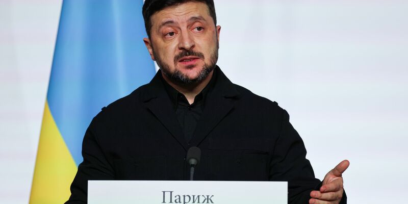 Nach jüngsten Verhandlungen mit US-Vertretern in Frankreich meldet der ukrainische Staatschef Fortschritte. (Archivbild) - Foto: Ludovic Marin/Pool AFP/AP/dpa
