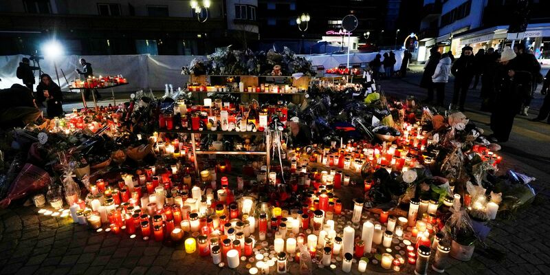 Als Überbrückung bekommen die schwer verletzten Brandopfer von Crans-Montana auch die Haut von Toten - Foto: Antonio Calanni/AP/dpa