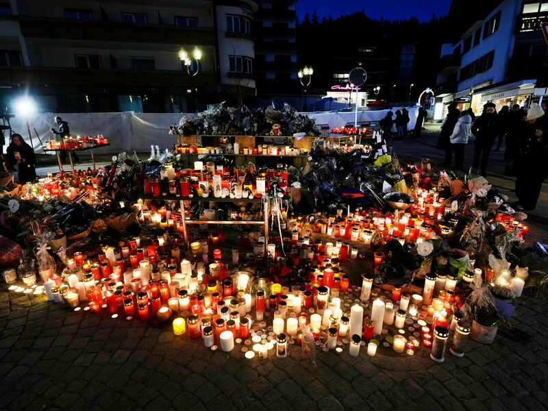 Als Überbrückung bekommen die schwer verletzten Brandopfer von Crans-Montana auch die Haut von Toten - Foto: Antonio Calanni/AP/dpa