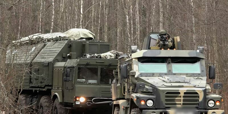 Russland hat zum zweiten Mal eine Oreschnik auf die Ukraine abgefeuert. (Archivbild) - Foto: -/Russian Defense Ministry Press Service/AP/dpa