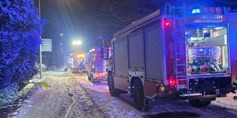 FW Celle: Kellerbrand- drei Personen und eine Katze gerettet - Foto: presseportal.de