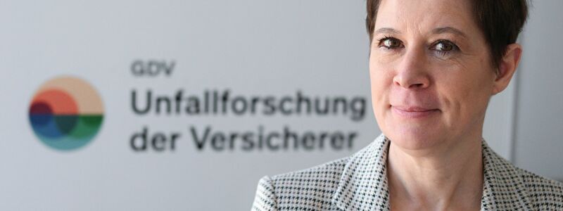 Verkehrssicherheitsexpertin Kirstin Zeidler wünscht sich mehr Aufmerksamkeit für das Risiko durch Dooringunfälle. (Archivfoto)  - Foto: Jens Kalaene/dpa