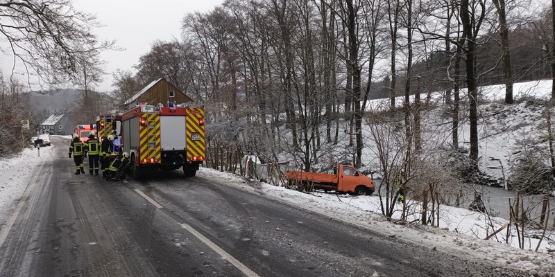 FW-EN: Verkehrsunfall und Tierrettung - Foto: presseportal.de