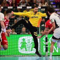 Alfred Gislason spricht mit Blick auf die EM-Auslosung vom härtesten Turnier seiner Karriere.  - Foto: Sina Schuldt/dpa