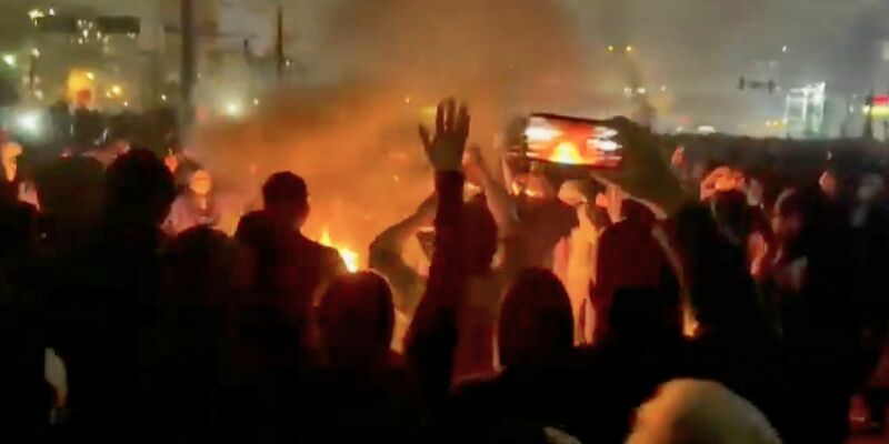 Bei den Massenprotesten gibt es laut Aktivisten immer mehr Tote. (Archivbild) - Foto: Uncredited/VALIDATED UGC/AP/dpa